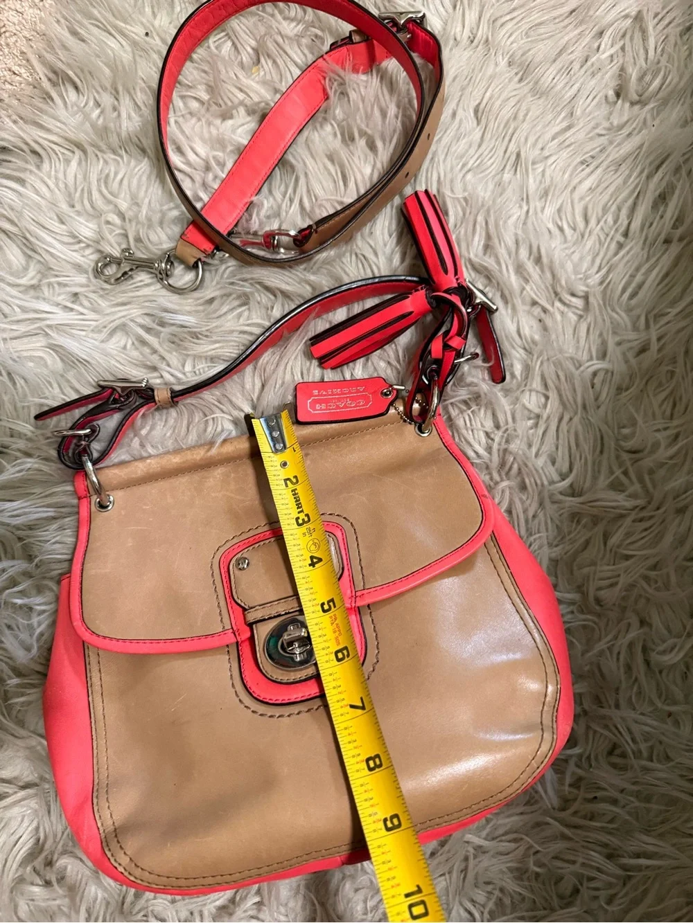 Coach gorgeous hard